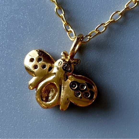 14k Gold Vermeil Dainty Bumble Bee Necklace - Picture 7 of 13